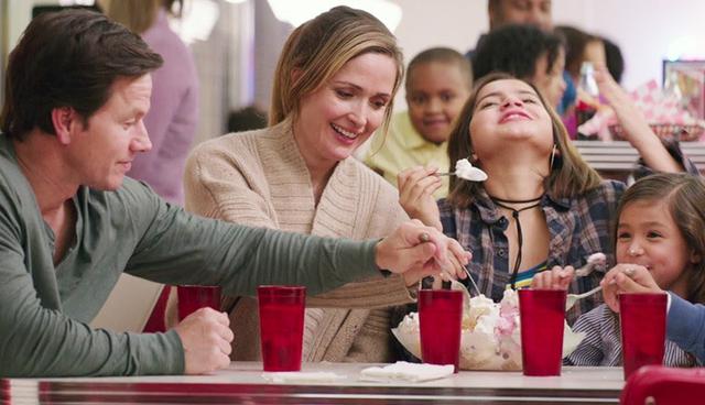 FOTO 8 | El film "Familia al instante" recaudó US$ 3.7 millones, colocándose en la octava posición.
(Foto: IMDB)