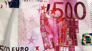 Misterio en Suiza: ¿Por qué alguien arrojó decenas de miles de euros en un inodoro?