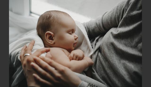 FOTO 2 | 2. Programa tu acercamiento. Los niños son maestros al hacer esto, se esperan frecuentemente a que estés a la mitad de la preparación de la cena o que estés poniendo al bebé a dormir.

Los niños pequeños tienen todo resuelto. Evaluando lo que es su objetivo y programando su acercamiento para que sea más probable que digas que sí, es un movimiento inteligente ya sea que estés en casa o en tu negocio. (Foto: Freepik)