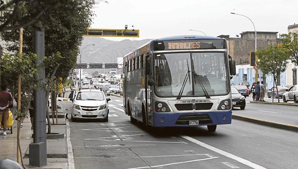 Impacto. Las tarifas de los servicios de transporte público son donde más se ha trasladado el alza de los combustibles. (Foto: GEC)