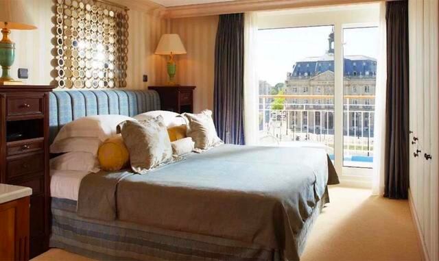 La premisa de la nave es la de “ver el mundo sin salir de casa”. Todo el mobiliario y equipamiento a bordo es propiedad de los residentes, que deben tener un patrimonio neto de US$ 10 millones. (Foto: Mega ricos)