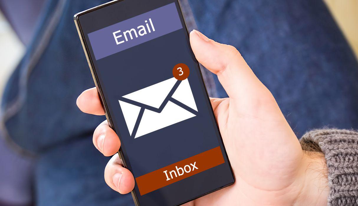 FOTO 1 | Agiliza trámites. La facturación electrónica elimina gestiones manuales. Un comprobante físico debe ser impreso y remitido con un mensajero, mientras que el digital es enviado vía e-mail. (Foto: iStock)