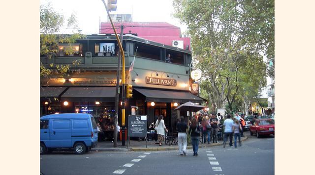 Tragos clásicos y happy hour eterno en Sullivan`s un absoluto clásico de Palermo que resiste los recambios y las tendencias que van y vienen. (Foto:Carries)