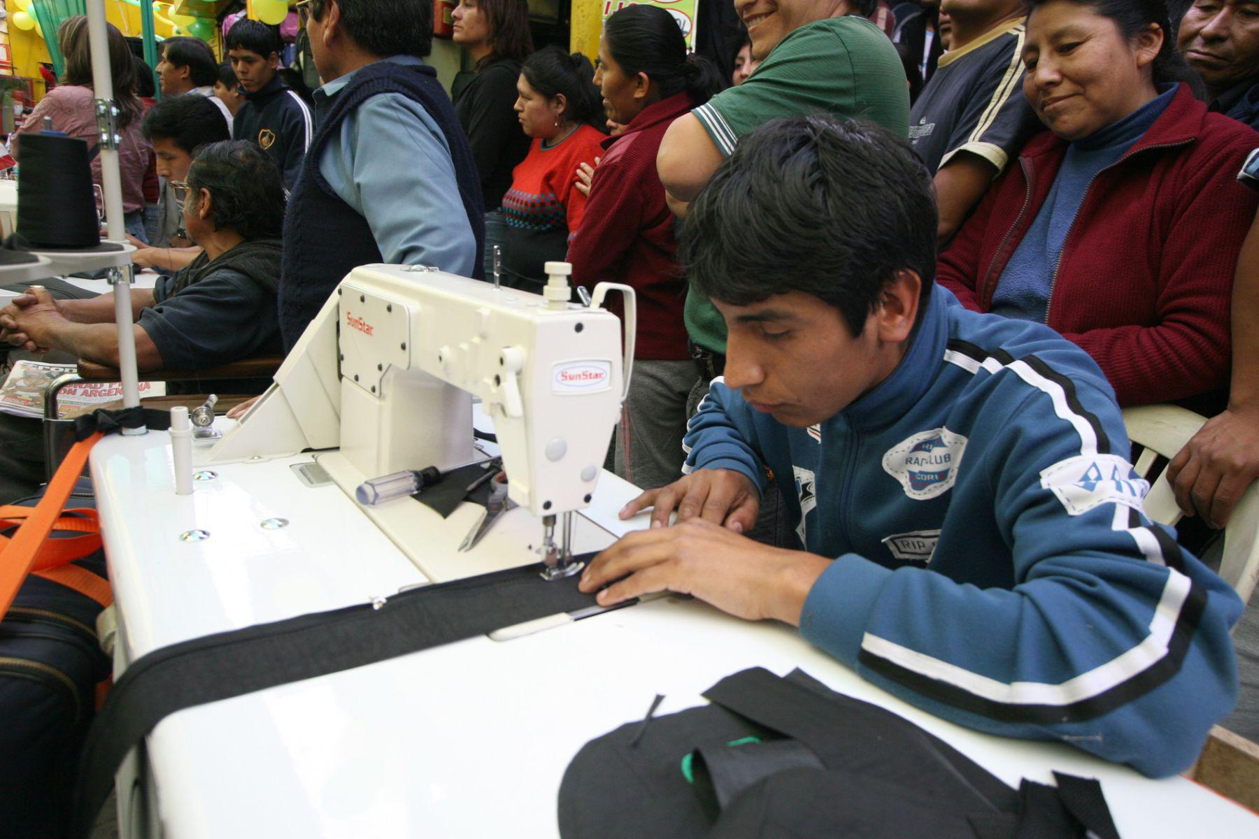 El ingreso promedio mensual proveniente del trabajo en Lima Metropolitana se ubicó en S/ 1652.0, lo que significó un aumento de 1.0%. (Foto: Andina)
