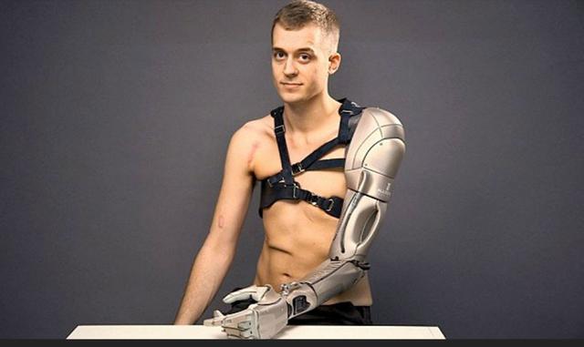 Un guante robótico espacial es solo uno de varios inventos de aplicación en el espacio que podían aportar algo en el campo de la salud. Y una de esas aplicaciones es el desarrollo de nuevas prótesis para animales y seres humanos capaces de simular al máxi