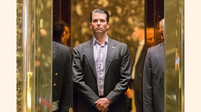Donald Trump Jr., El primogénito del gobernante estadounidense ostenta el cargo de vicepresidente ejecutivo de desarrollo y adquisiciones de la Trump Organization, responsable total mientras su padre ocupa la Casa Blanca.(foto: Efe).