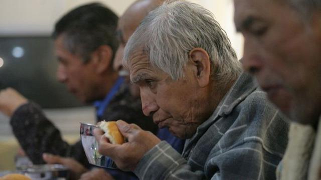 Riesgo de longevidad – Al respecto, el economista afirmó que el impacto para los individuos que se equivocaron respecto al número de años que  podrían vivir es muy alto y podría ser catastrófico. En esa línea, aconseja para mitigarlo analizar con sensatez