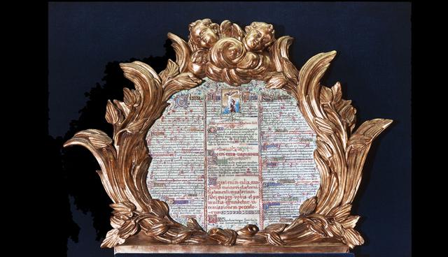 FOTO 5 | Un manuscrito iluminado
Una página guardada en la colección de la catedral de Notre Dame, uno de los miles de objetos conservados en el edificio. Fotógrafo: DEA / C. SAPPA / De Agostini Editorial