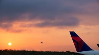 OACI advierte a aerolíneas sobre fatiga de tripulantes al caer restricciones por coronavirus