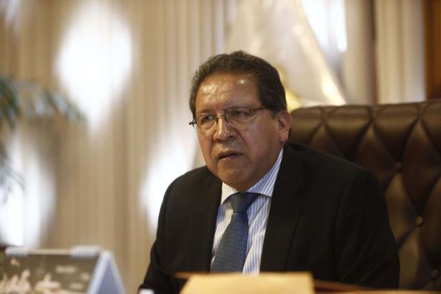 Pablo Sánchez. Cargo: Exfiscal de la Nación. Vinculación: Su hijo Diego Sánchez trabajó en el JNE ( 2015- 2016 ) . Según Portal de Transparencia, ganó por cada año S/33.600.