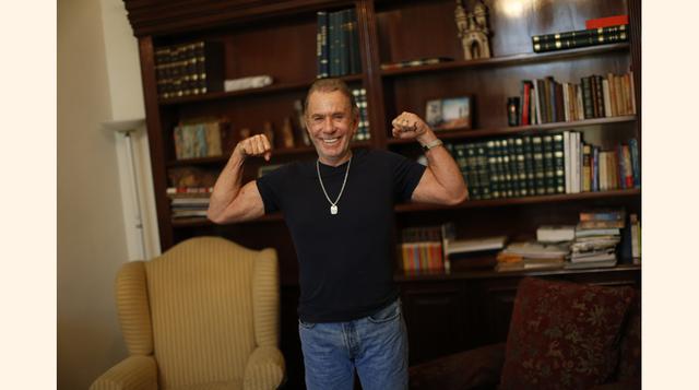 Siempre Unidos lleva al ex alcalde de Lima Ricardo Belmont como candidato a la Presidencia de la República, e Iván Dibós y Marcos Ibazeta postulan a las vicepresidencias.