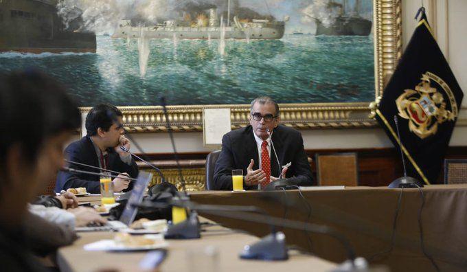 Pedro Olaechea criticó que no se permita el ingreso al Legislativo. (Foto: Congreso)