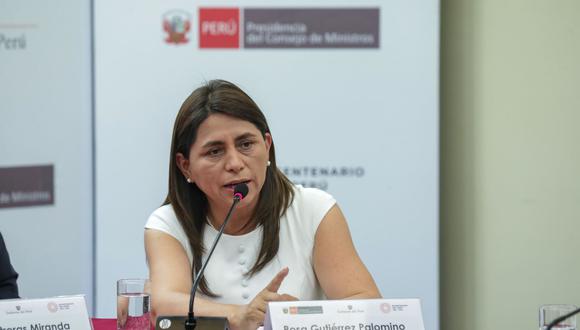 Ministra Rosa Gutiérrez respondió ante la Comisión de Salud y Población del Congreso respecto a la situación del sistema de salud y acciones conta el dengue.  (Foto: Minsa)