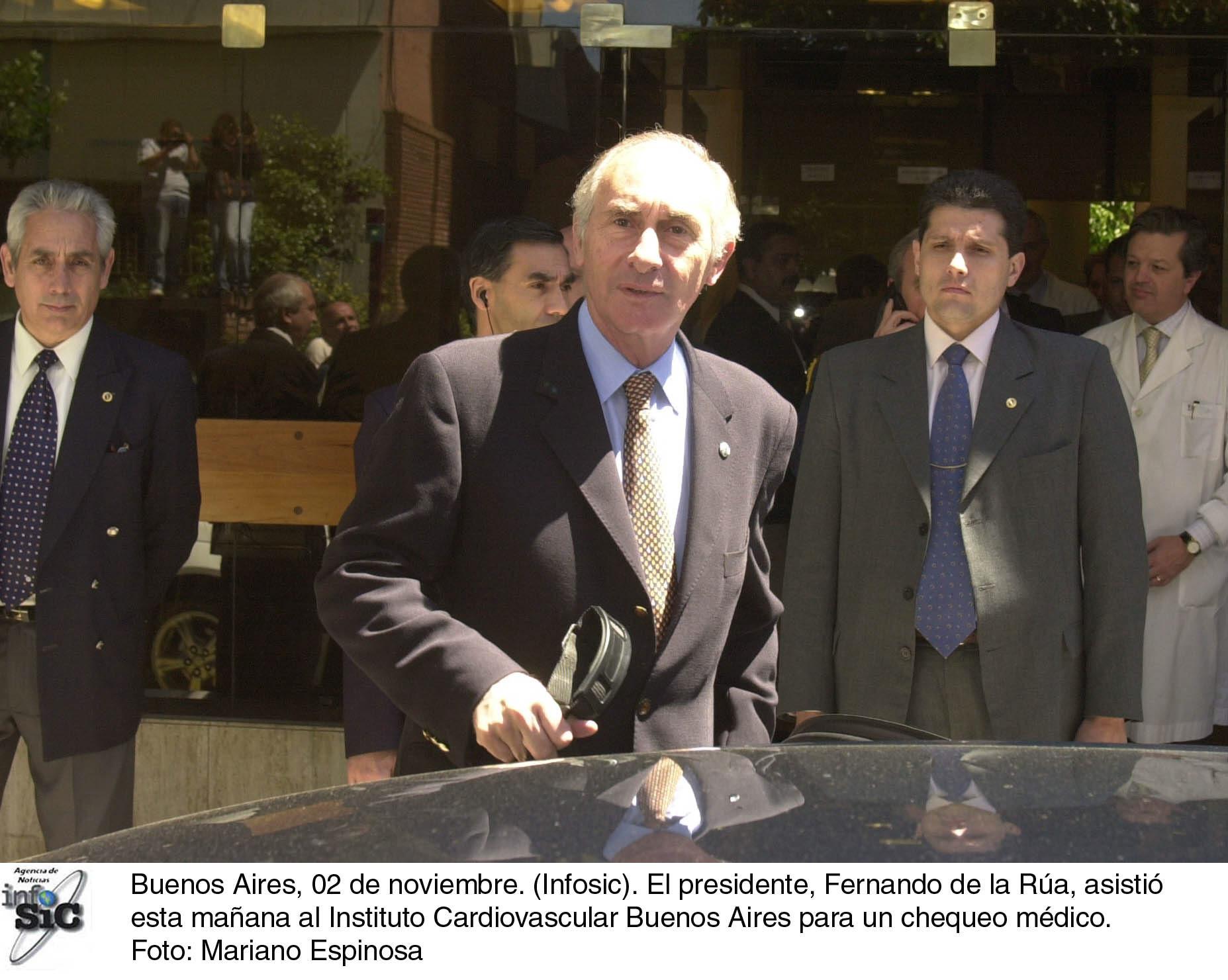 La carrera de Fernando de la Rúa llegó a lo más alto el 10 de diciembre de 1999, al ser elegido presidente del país. (Foto: EFE)