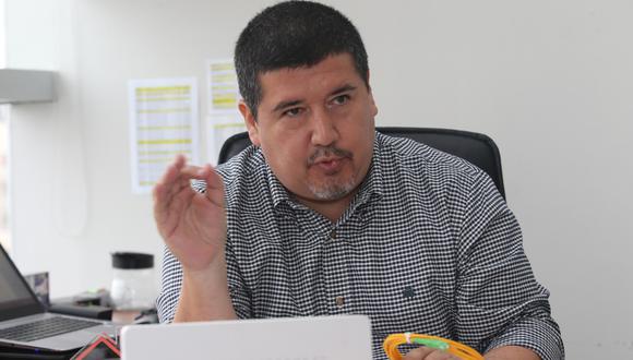 Roberto Bellido, Sub Director Comercial de Mercado Residencial en América Móvil (Claro).