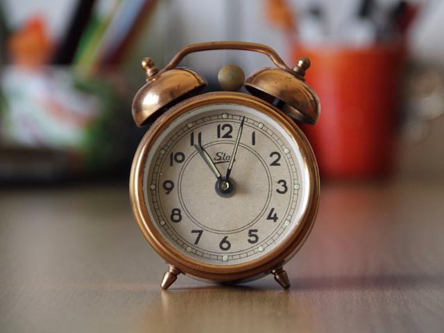 FOTO 12 | Alarmas de reloj, la mayoría de los teléfonos tienen incorporado un reloj despertador, un cronómetro y un temporizador.