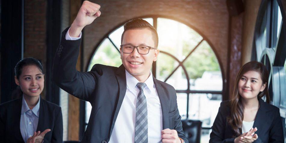 Si un trabajador siente que puede ser ascendido en su trabajo, lo motivará a seguir creciendo. (Foto: Freepik)