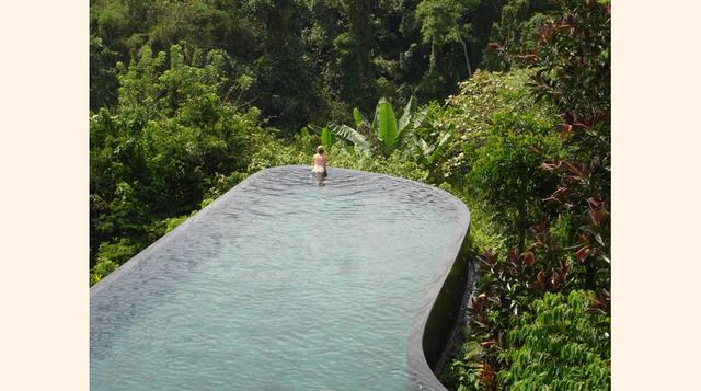 Piscina del Hotel Ubud Hanging Gardens está, literalmente, colgado en un valle, en el medio de la selva, en la parte central de la preciosa isla de Bali (Indonesia), a unos 20 minutos de Ubud. (Foto: blog.goplaceit)