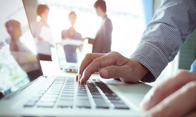 Puesto 6. Los egresados en Diseño Gráfico del Instituto San Ignacio de Loyola perciben en promedio S/ 2,616. (Foto: Getty)