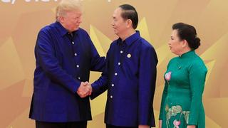 Trump apuesta por el bilateralismo en APEC donde Xi defiende la globalización