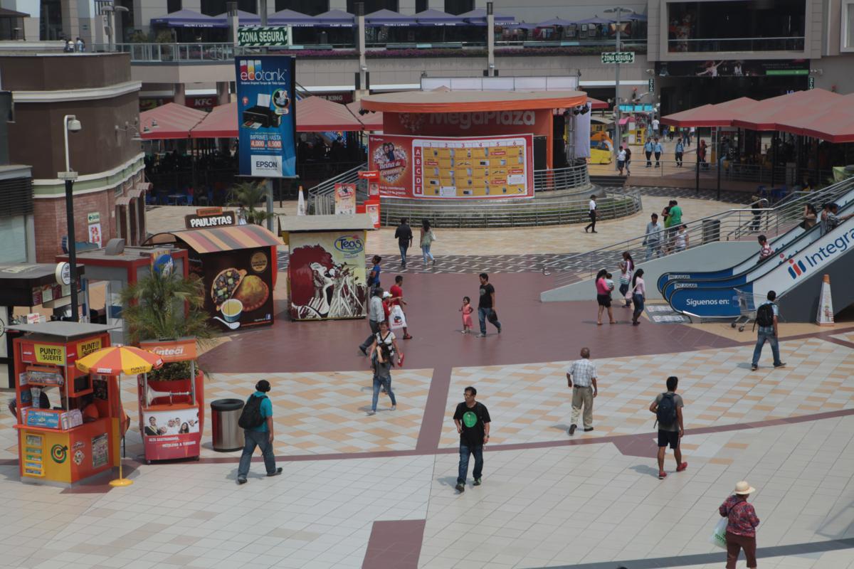 Decisión de los centros comerciales beneficiará a franquicias y negocios propios que funcionan allí. (Foto: GEC)