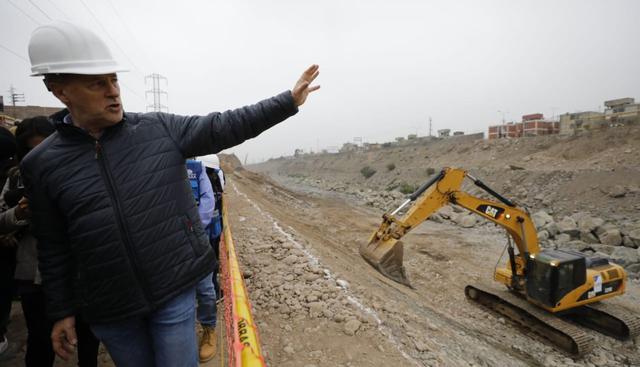 El alcalde de Lima, Jorge Muñoz, estuvo presente esta mañana en el inicio de las obras. (Foto: Piko Tamashiro/GEC)
