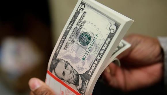 El dólar abrió a la baja frente a la debilidad global del dólar. (Foto: Reuters)