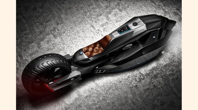 A pesar de los distintos ángulos que predominan en su diseño, la Titan cuenta con un asiento de cuero ergonómico para el conductor. (Foto: Megaricos)