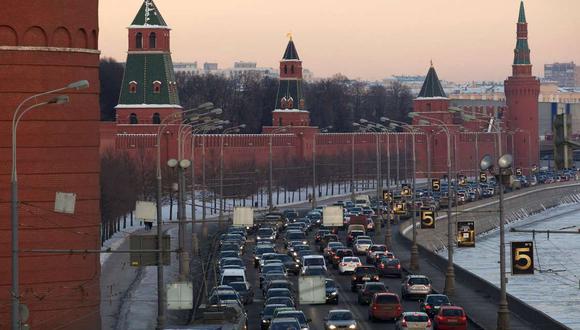FOTO 7 | Moscú - Rusia, este embotellamiento de 125 millas (201 km) se prolongó durante tres días después de que una gran carretera entre Moscú y San Petersburgo fuera sepultada por una tormenta de nieve en noviembre de 2012.