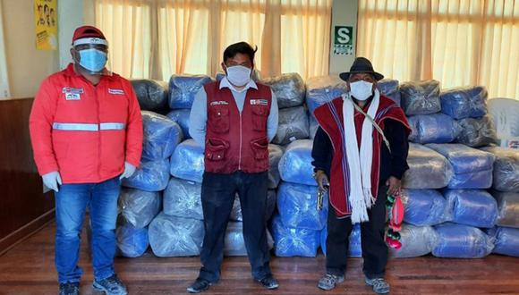 Kits de abrigo que no fueron entregados son almacenados en tambos y locales comunales. Foto: gob.pe