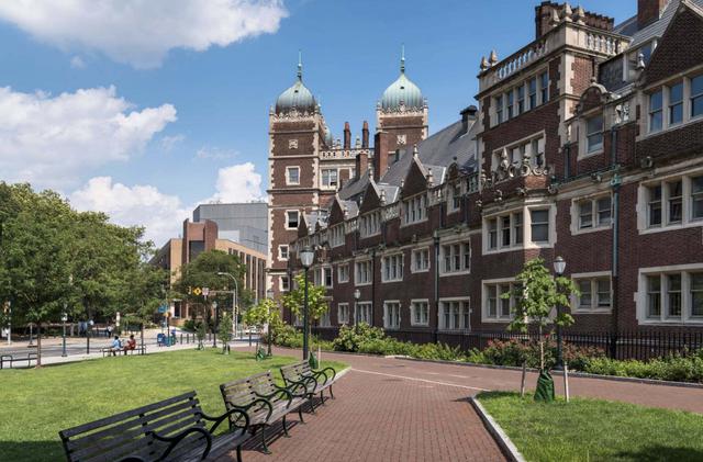 FOTO 19 | Universidad de Pensilvania, Filadelfia, Estados Unidos. UPenn, en Filadelfia, es una institución privada que ha tenido una gran reputación desde su creación en 1740. Algunos de sus cursos que se han clasificado alto incluyen enfermería, negocios y ciencias veterinarias. Estudiantes: Más de 20,600.