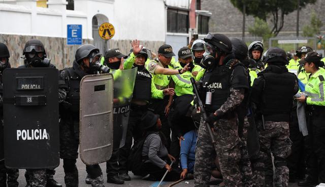 Las comunidades amazónicas se adhieren a las del centro andino que han entrado a la capital desde el lunes a pie y en autobuses. (Foto: EFE)