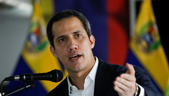 El líder opositor de Venezuela, Juan Guaidó, durante una conferencia de prensa del partido Voluntad Popular en Caracas, Venezuela. (Foto; Reuters)