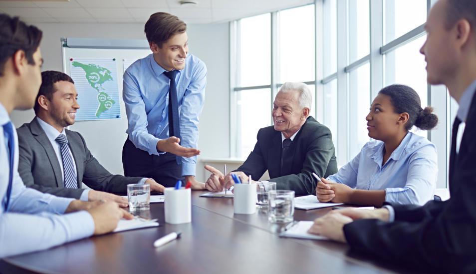 FOTO 1 | 1. Ten objetivos claros

Los objetivos inciertos no te dan la suficiente motivación. Es muy difícil trabajar duro por un proyecto o empresa que no te motiva, así que será muy fácil que caigas en modo procastinación, que resulta en la vieja excusa de la falta de tiempo.

Sin embargo, si tienes un objetivo claro, como “comprar una casa de dos millones en dos años”, entonces tienes algo por lo qué trabajar. Entre más lo quieras, más motivado estarás. Teniendo un objetivo en mente tendrás la capacidad de fraccionarlo en actividades realizables que te irán acercando a él. (Foto: iStock)