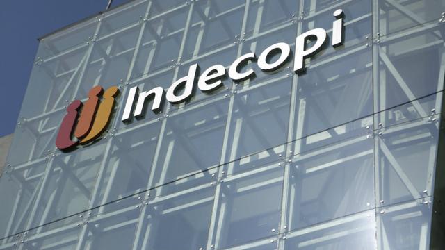 FOTO 6 | Lo que dice el código del consumidor es que Indecopi puede colocar sanciones desde amonestación hasta una multa de 450 UIT", señaló. La infracción es "no haber brindado un servicio idóneo a los consumidores. (Foto: USI).