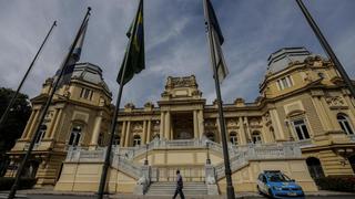 Río de Janeiro se desangra tras veinte años de corruptelas de sus gobernantes