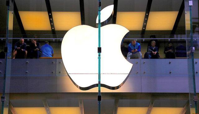 FOTO 1 | Un aficionado a la tecnología conocido por sus filtraciones sobre el iPhone ha compartido imágenes de lo que podrían ser los nuevos iPhone X. (Foto: Reuters)