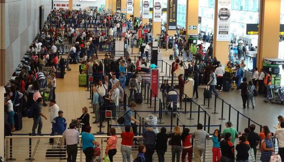 Gremios aeronáuticos manifestaron que el aeropuerto Jorge Chávez continúa enfrentando un problema de infraestructura. (Foto: GEC)