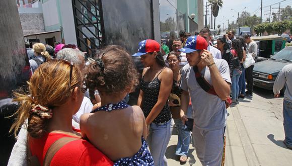 Inmigrantes venezolanos se convierten en nicho mercado importante para empresas de servicio y consumo.