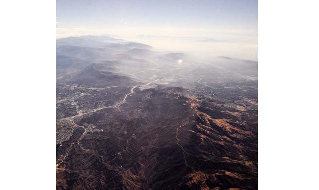 FOTO 2 | Superfamous. El artista holandés Folkert Gorter y sus compañeros de diseño gráfico en SuperFamous ofrecen una colección de imágenes de alta resolución increíble, perfectas para su uso en diseño de páginas web o fondos de escritorio.