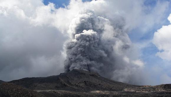 El Gobierno dispuso el estado de emergencia en algunos distritos de Moquegua ante el proceso eruptivo en el volcán Ubinas debido a continuas explosiones. (Foto: EFE/Observatorio Vulcanológico del Sur)