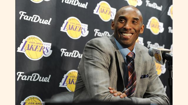 Según las estimaciones de forbes.com, Kobe Bryant ha acumulado ingresos por US$ 680 millones en sus 20 años de carrera en la NBA, que ajustados por la inflación se elevarían a US$ 762 millones.