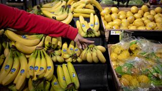 Exportadores piden a supermercados de Europa y EE.UU. asumir coste justo de bananas