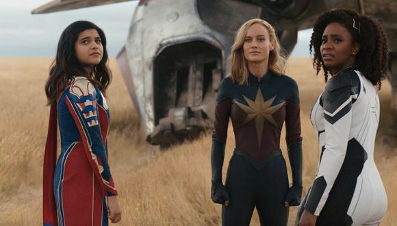 Carol Danvers (Brie Larson), Monica Rambeau (Teyonah Parris) y Kamala Khan (Iman Vellani) en “The Marvels” (Foto: Marvel Studios)