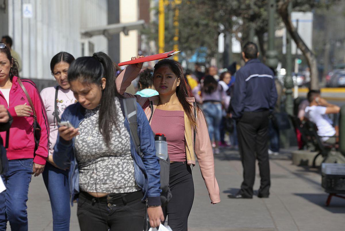 El INEI precisó que el 24.4% de ellas tienen menos de 15 años; el 52.4% están en edad fértil (15 a 49 años), el 10,0% pertenecen al grupo de 50 a 59 años y el 13.2% son adultas mayores (60 a más años). (Foto: GEC)