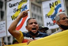Zapatos rotos y cacerolas vacías: empleados públicos marcharon por “salarios justos” en Venezuela
