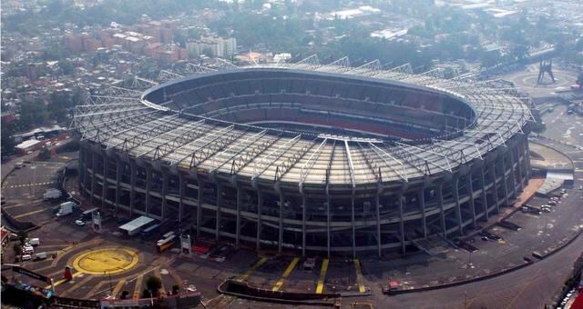 FOTO 7 | Estadio Azteca. México. Tiene espacio para albergar a más de 102.000 espectadores. Se le considera el más grande de América y el tercero mayor del mundo. Es la cancha del Club América, así como de la selección de fútbol de México. Sirvió de sede para la Copa Mundial de Fútbol del año 1970 y para dos finales de Copas del Mundo de la FIFA (1960 y 1986).