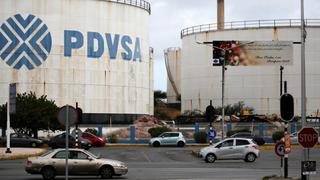 PDVSA confirma fuga de crudo y gas en líneas en el mar
