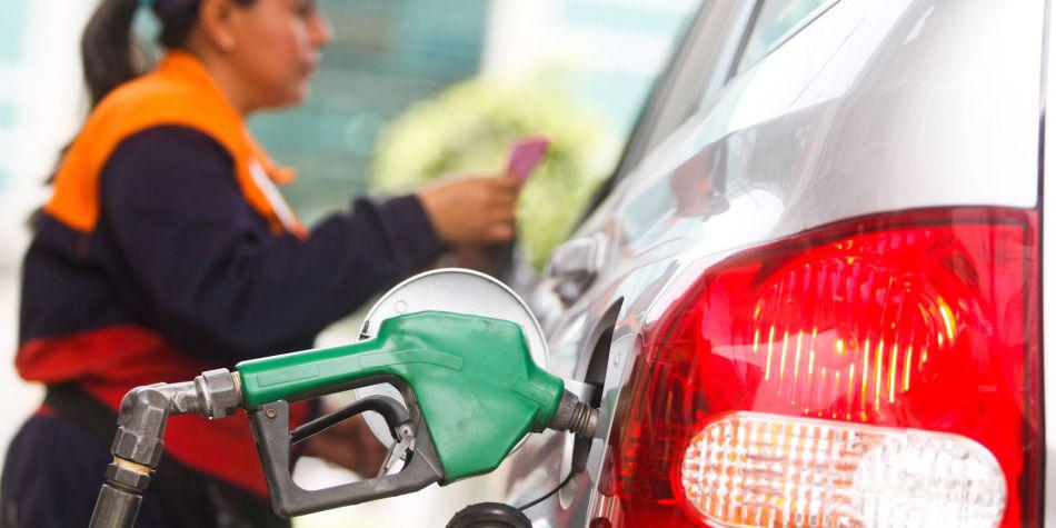 ¿Dónde encontrar el combustible más barato en Lima y Callao? (Foto: Andina)