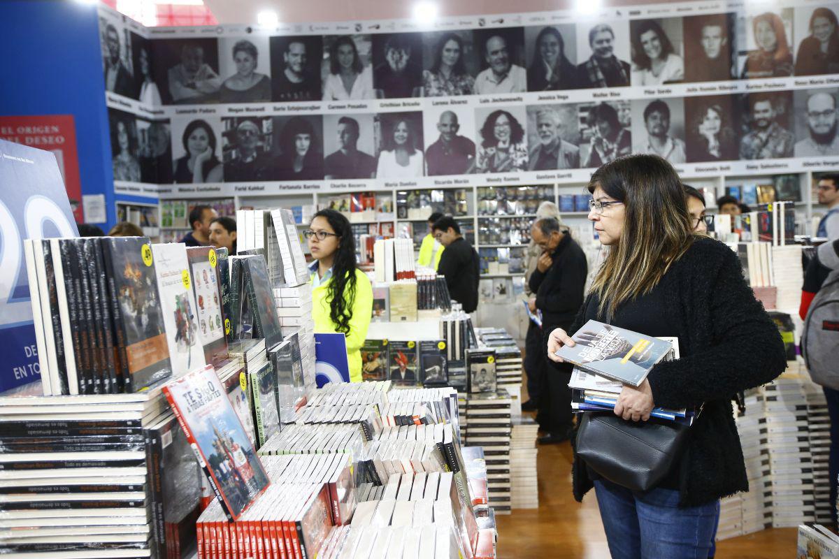 Perspectiva. El presidente de la CPL destacó el acercamiento hacia la obra de MVLL. (Foto: Francisco Neyra / GEC)